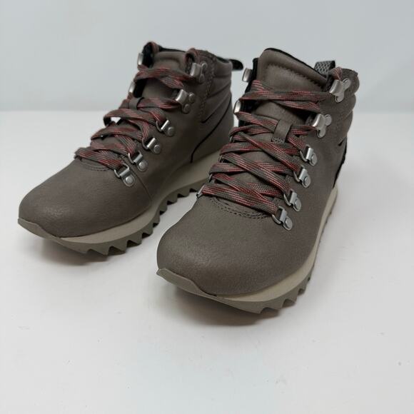 Merrell Shoes - Merrell Alpine Hiking Boots Women's 6 Falcon Brown Brindle Laces Outdoor EUC
